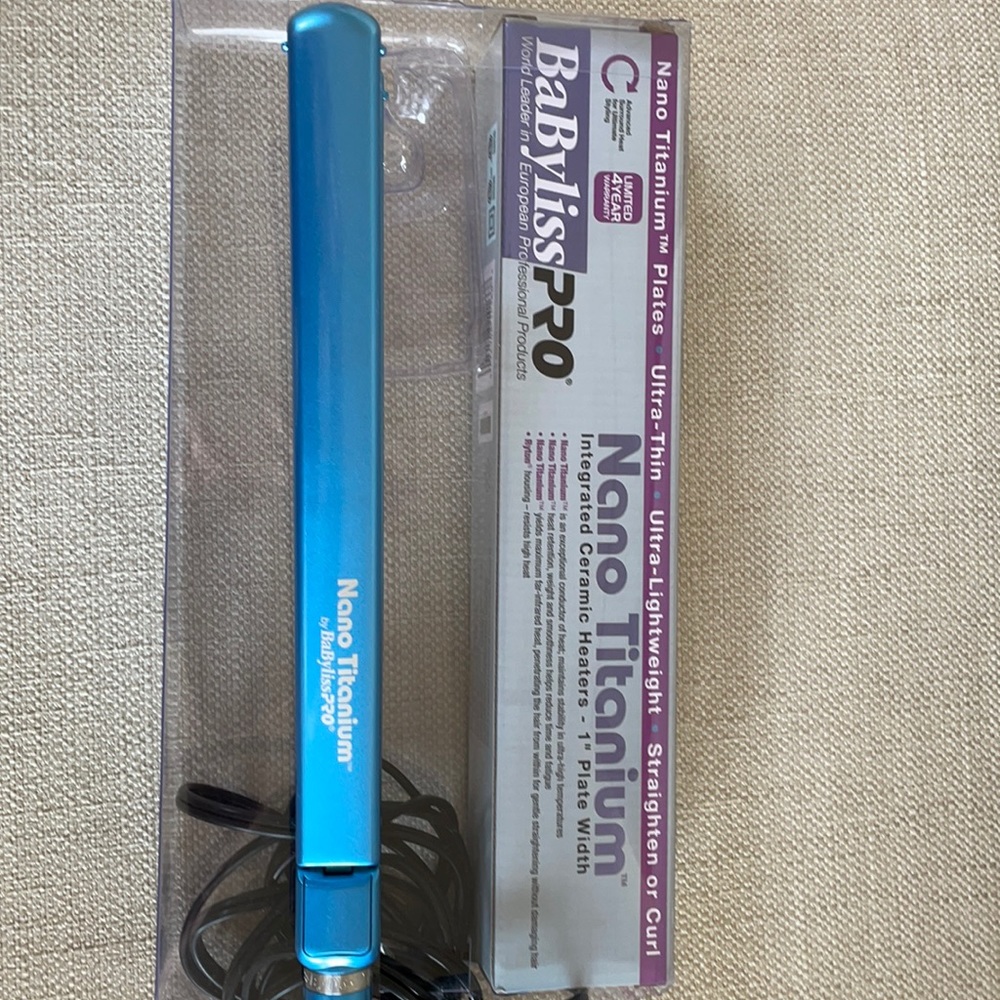 BaByliss Nano Titanium Ultra Thin Straighten or Curl